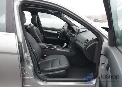 2008 Mercedes-Benz C 300 Luxury 4Matic/Sport 4Matic from USA, damaged, VIN WDDGF81X38F167801